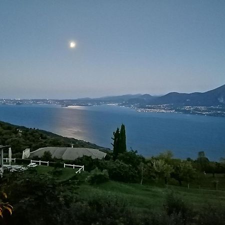Beb Da Paolo Con Vista Lago San Zeno di Montagna Exteriör bild