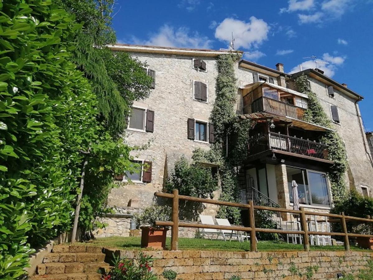 Beb Da Paolo Con Vista Lago San Zeno di Montagna Exteriör bild